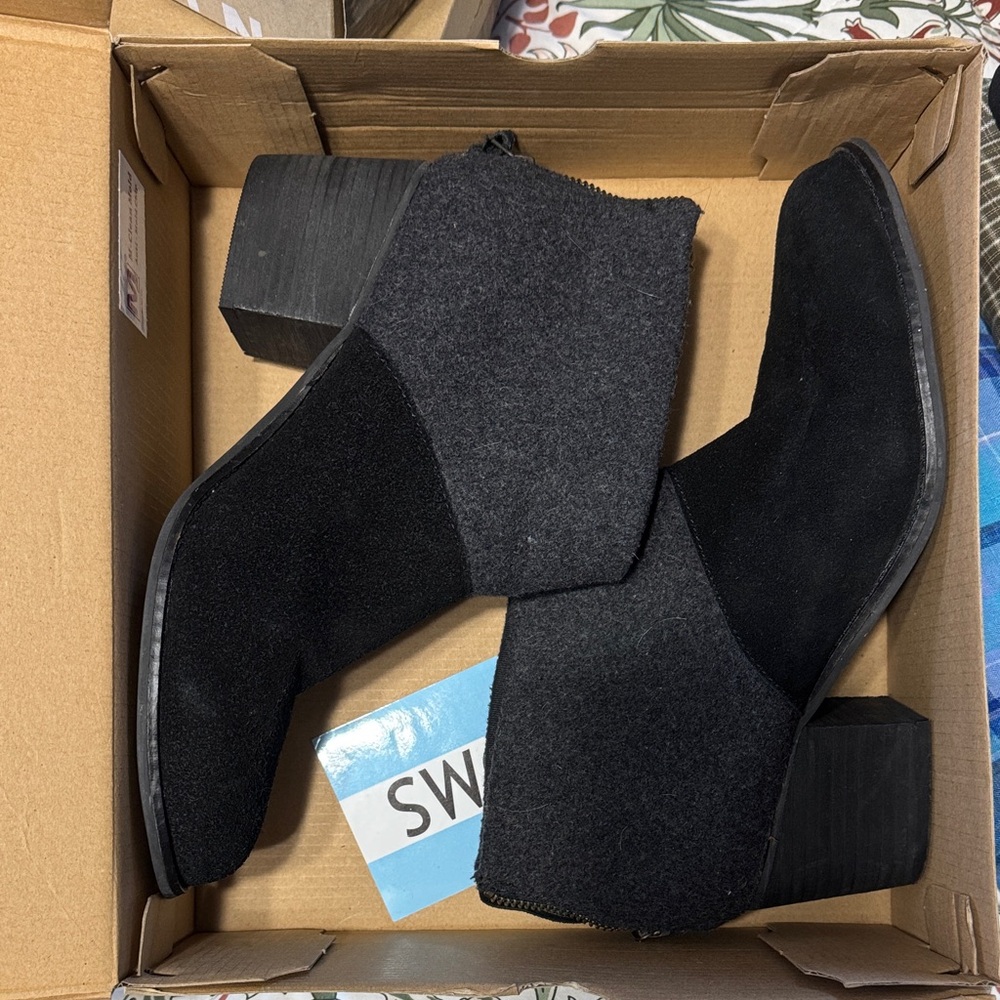 Toms Black Ankle Booties